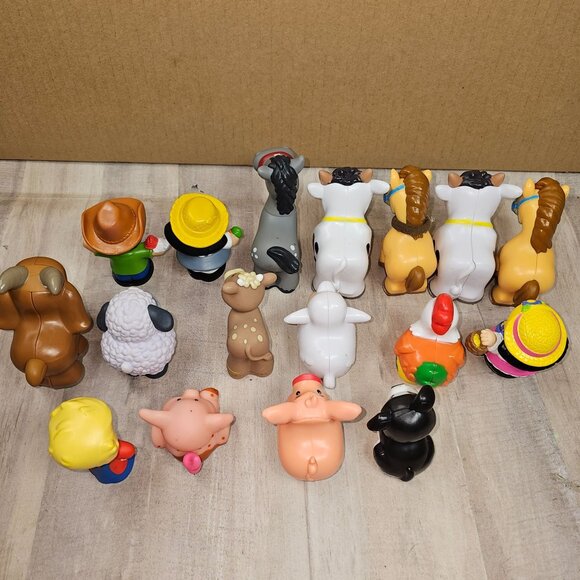 Little People Tractor Farm Animals Figures Farmer Lot Cow Dog Horse Pig Music - Picture 5 of 13